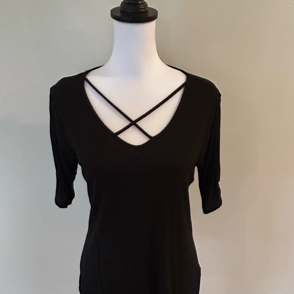 Rock & Republic Black Fitted Blouse with Cut Out Design